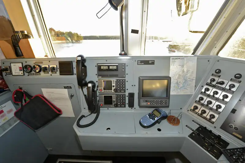 Kapal survei keur dijual