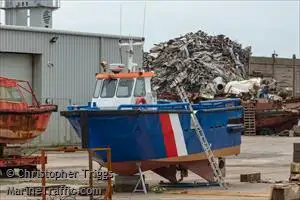 Kapal penarik keur dijual