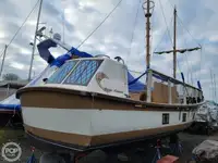 Kapal pesiar keur dijual
