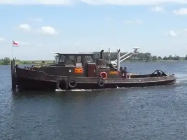 Kapal penarik keur dijual