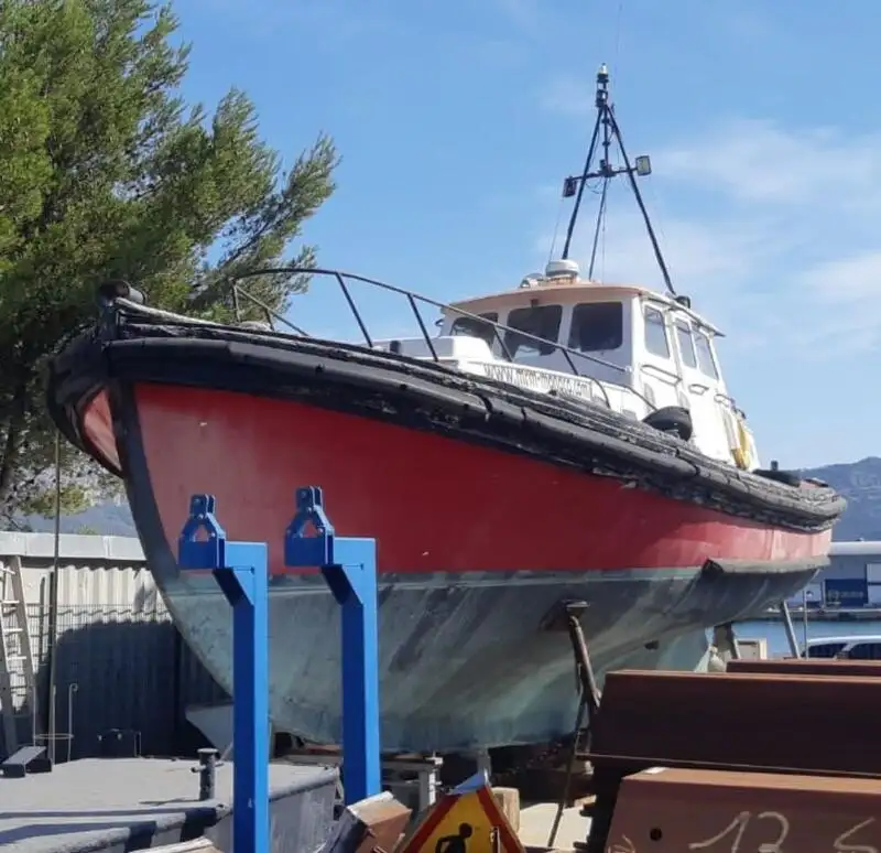 Kapal pilot keur dijual