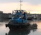 Tow boat pikeun dijual