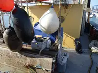 Kapal kerja keur dijual