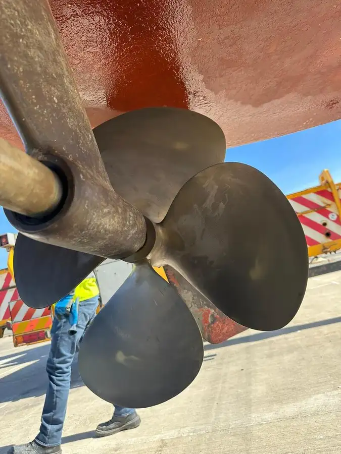 Kapal pilot keur dijual