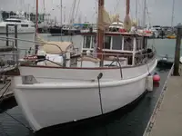 Kapal keruk keur dijual