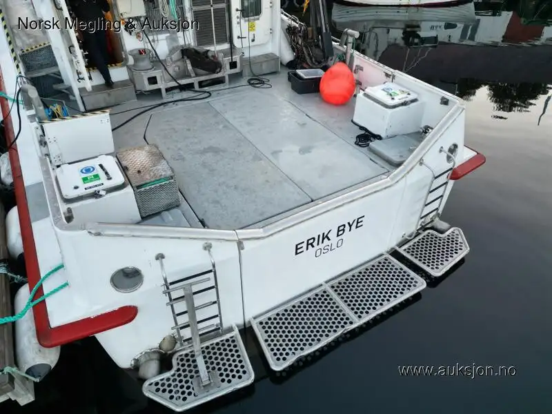 Kapal penarik keur dijual