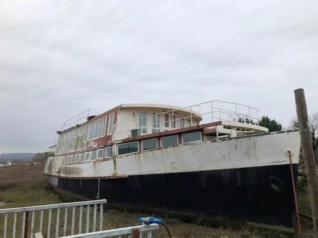 Kapal fery keur dijual
