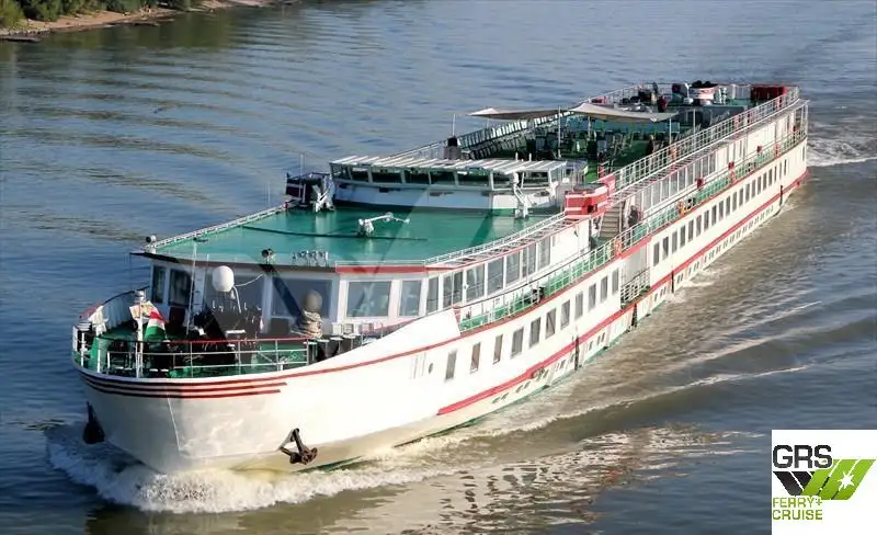 Kapal pesiar keur dijual