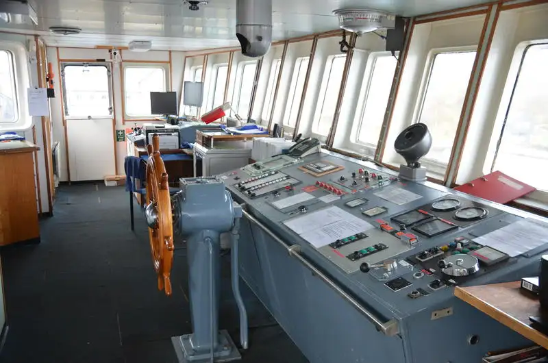 Kapal penarik keur dijual