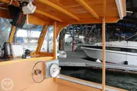 Kapal pangolahan lautan keur dijual