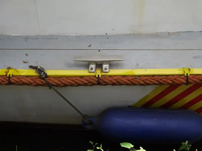 Kapal kerja keur dijual