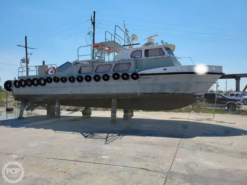 Kapal kru keur dijual