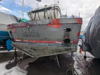 Kapal kerja keur dijual