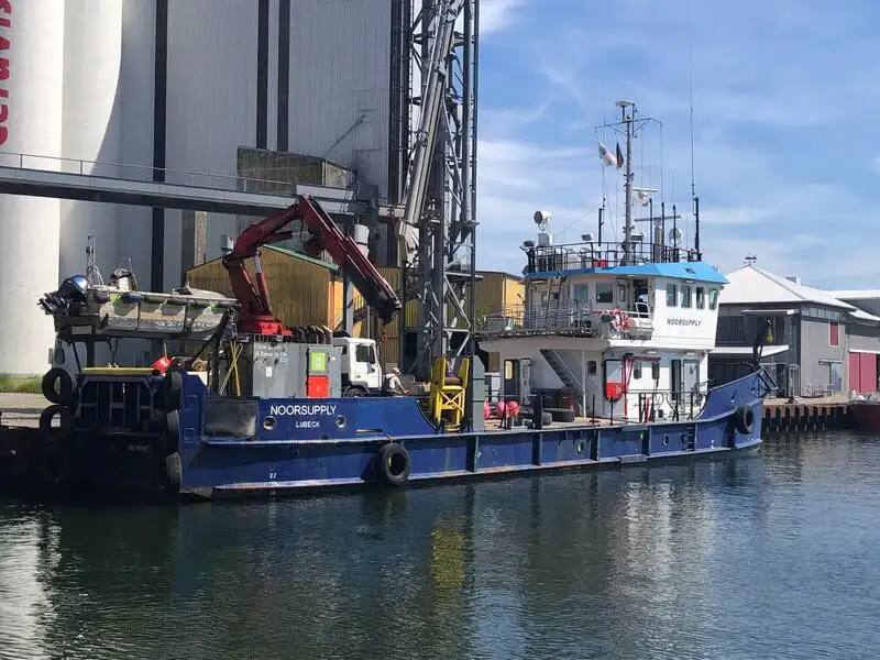 Kapal penarik keur dijual