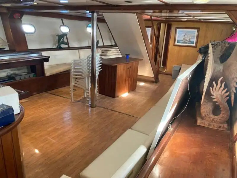Kapal fery keur dijual