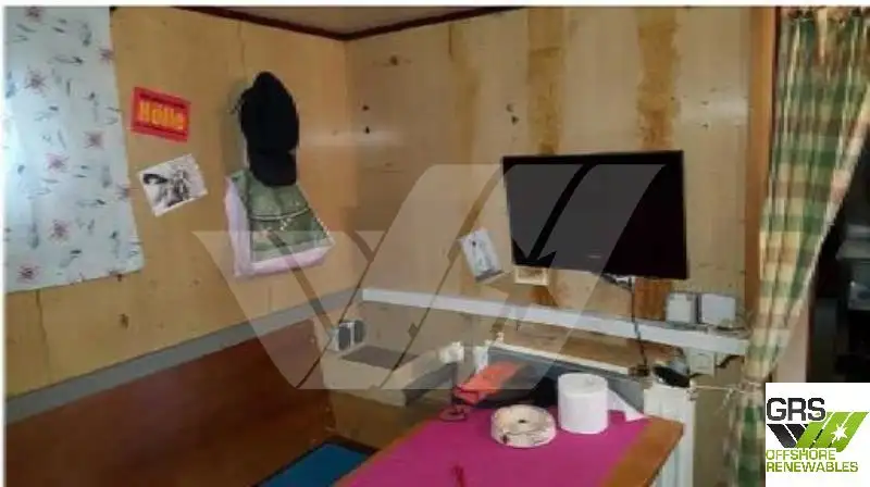 Kapal kerja keur dijual