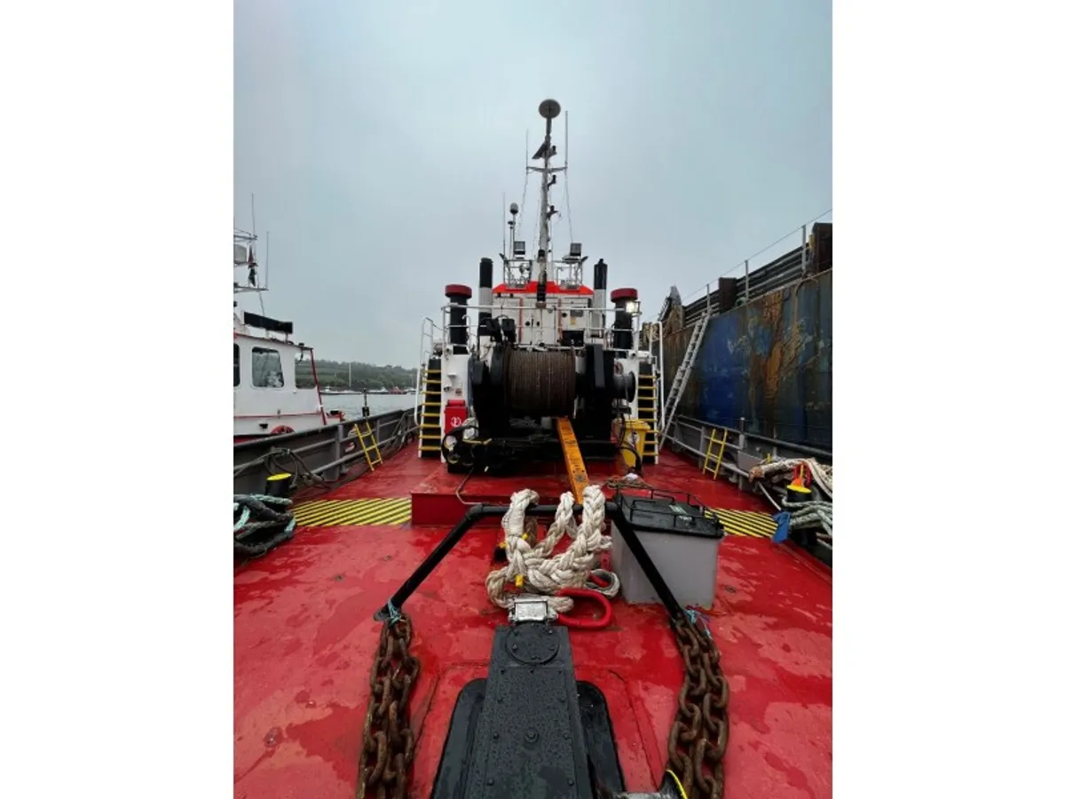 Kapal tunda keur dijual