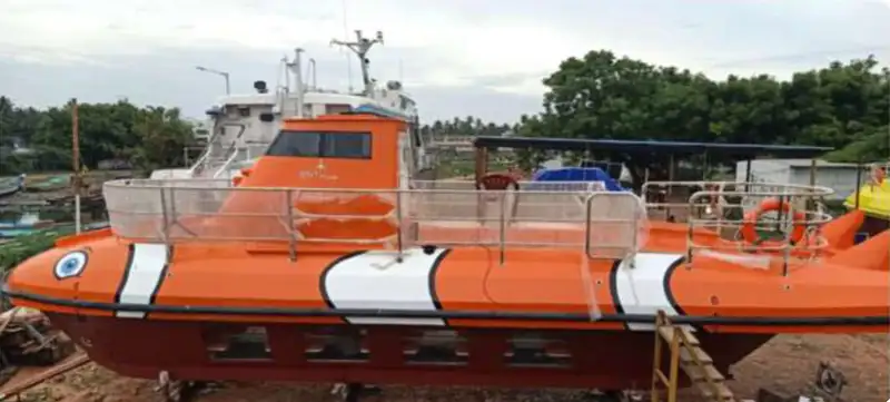 Kapal selam keur dijual