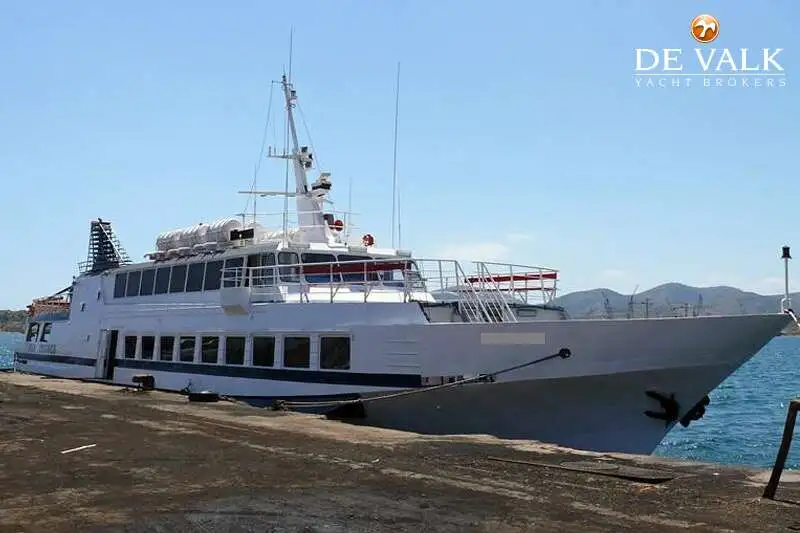 Kapal panumpang keur dijual