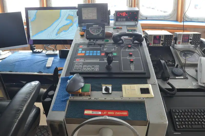 Kapal kontainer keur dijual