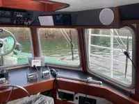 Kapal penarik keur dijual