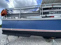 Kapal pesiar keur dijual