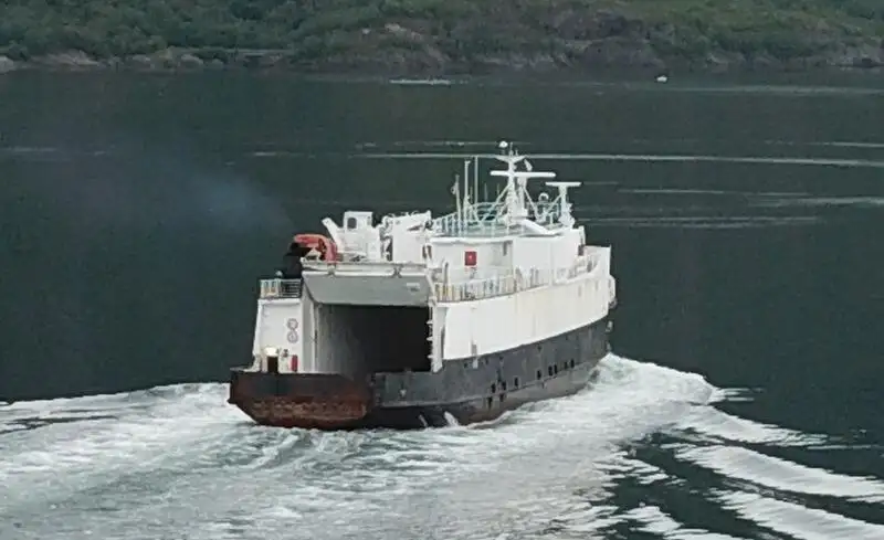 Kapal pangangkut barang curah keur dijual