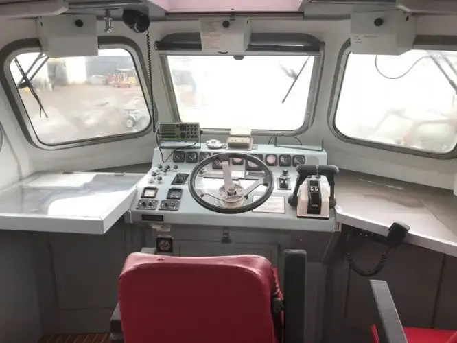 Kapal survei keur dijual