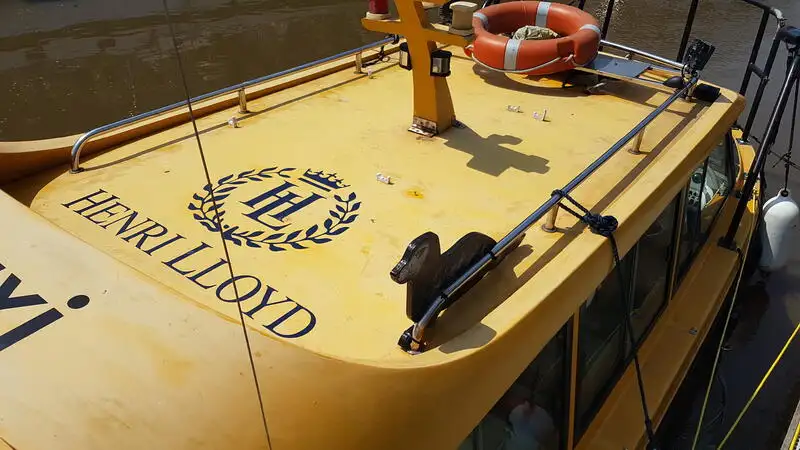 Kapal pesiar-feri keur dijual