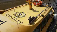 Kapal pesiar-feri keur dijual