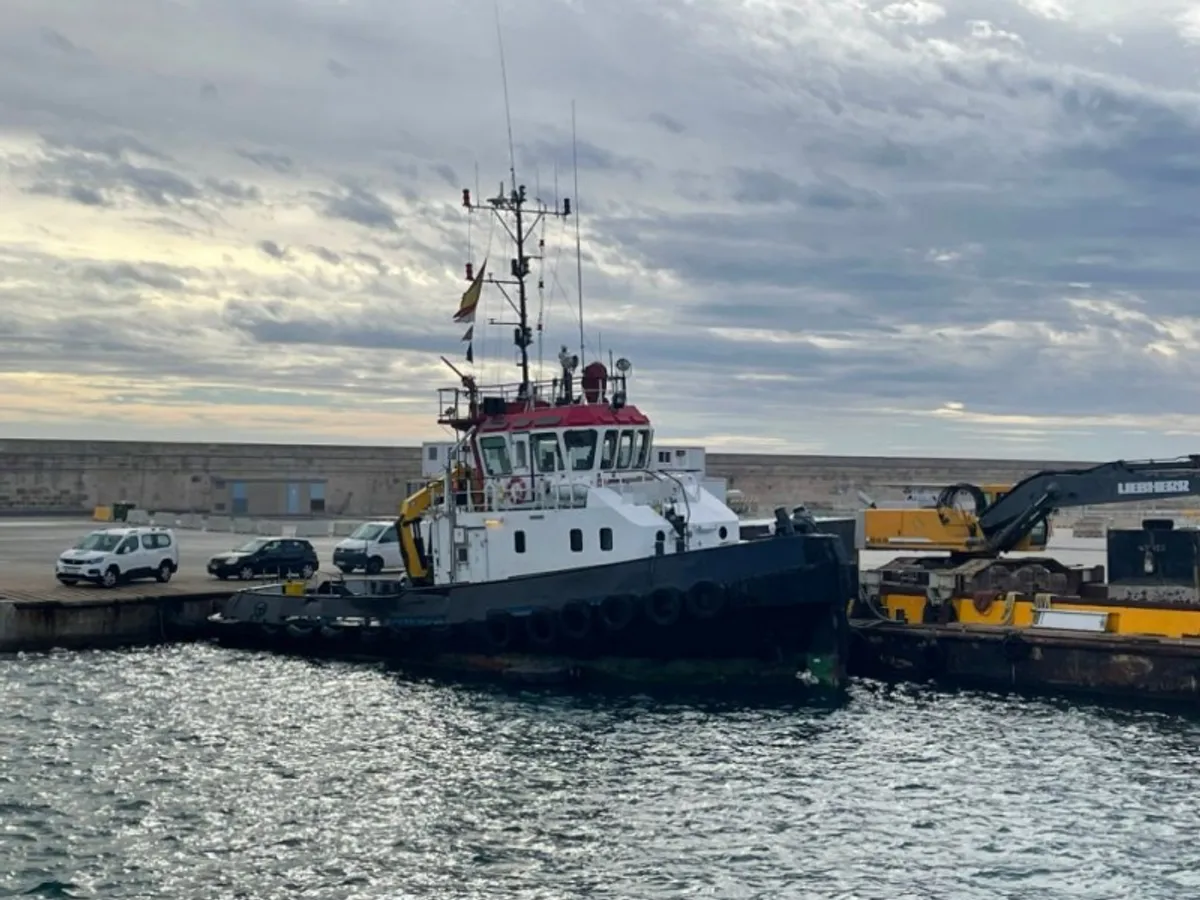 Kapal tunda keur dijual