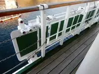 Kapal pesiar keur dijual