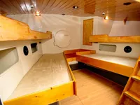 Kapal pilot keur dijual