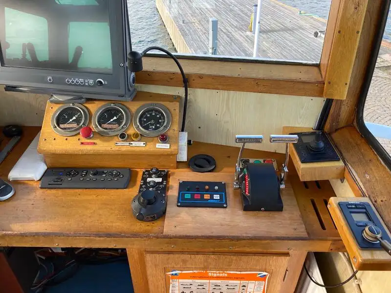Kapal penarik keur dijual