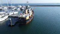 Kapal kerja keur dijual