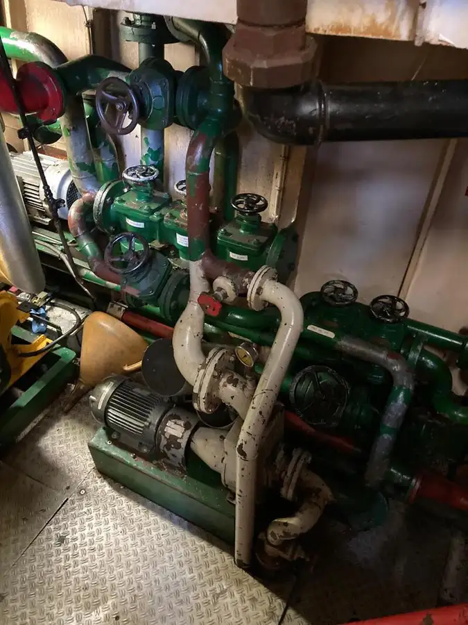 Kapal penarik keur dijual
