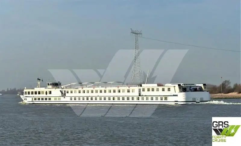 Kapal pesiar keur dijual
