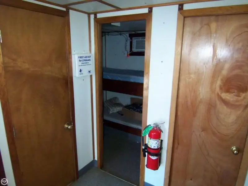 Kapal penarik keur dijual