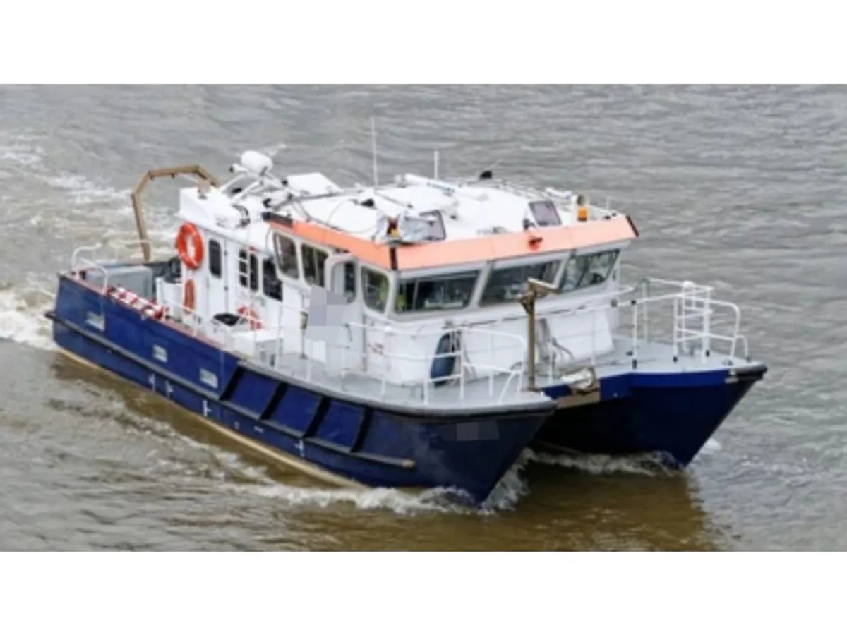 Kapal survei keur dijual