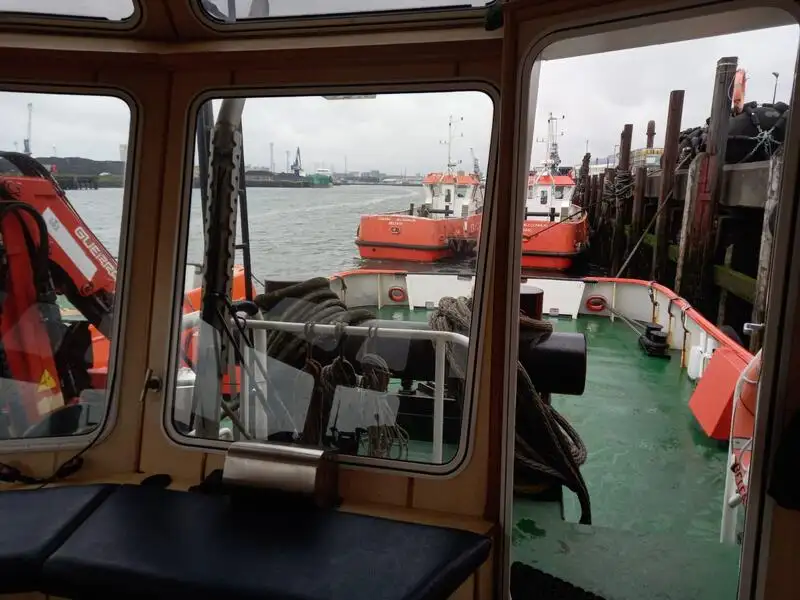 Kapal penarik keur dijual