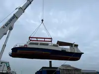 Kapal pesiar keur dijual