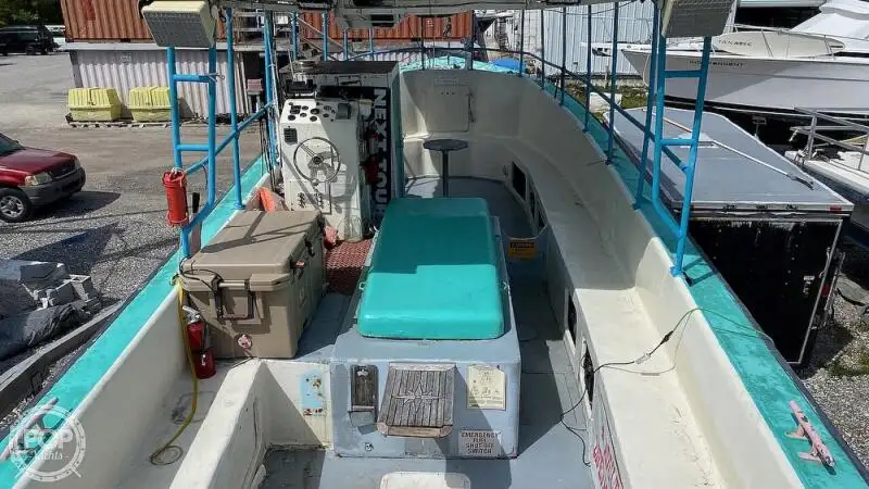 Kapal pesiar keur dijual