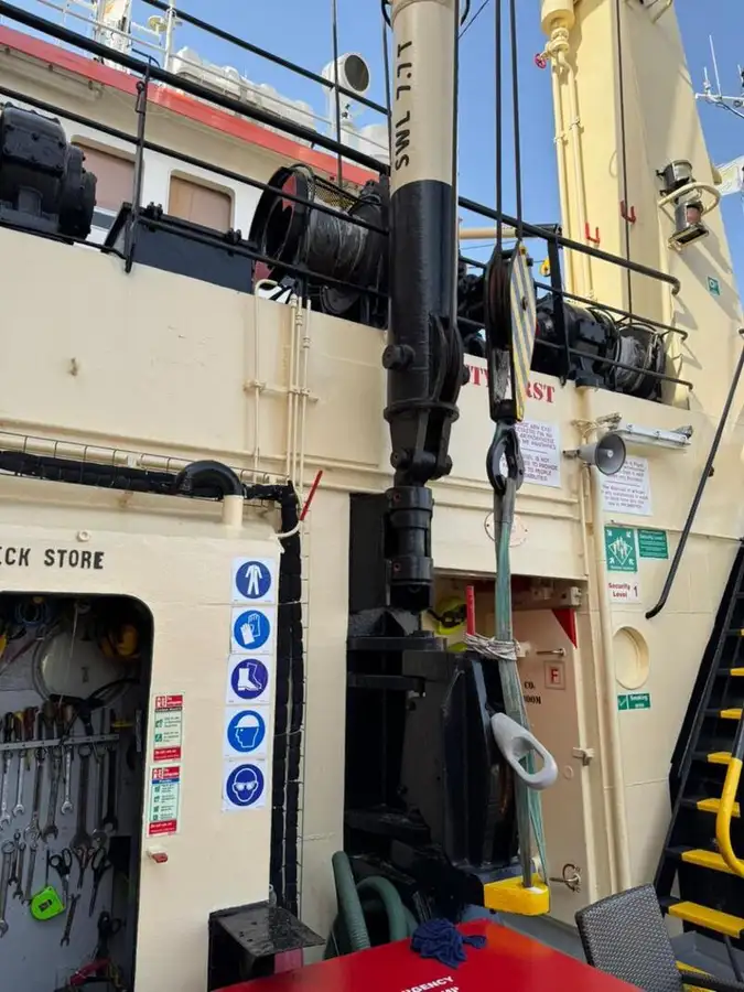 Kapal kontainer keur dijual