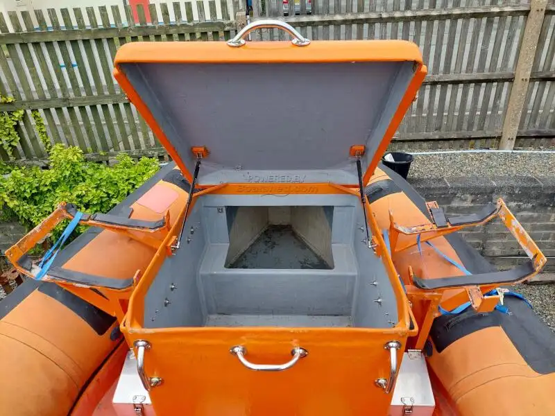 Kapal tiup keur dijual