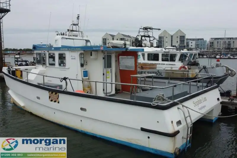 Kapal kerja keur dijual