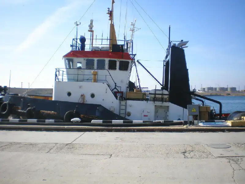 Kapal penarik keur dijual