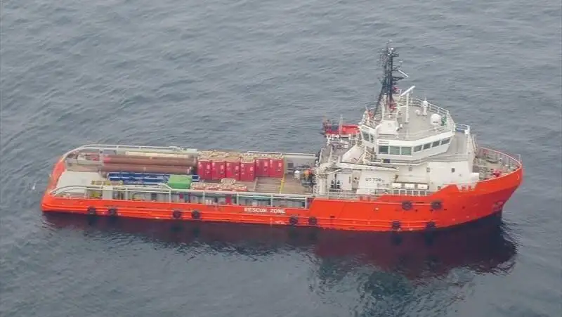 Kapal penarik keur dijual