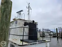 Kapal pasokan keur dijual