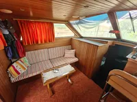 Kapal kerja keur dijual