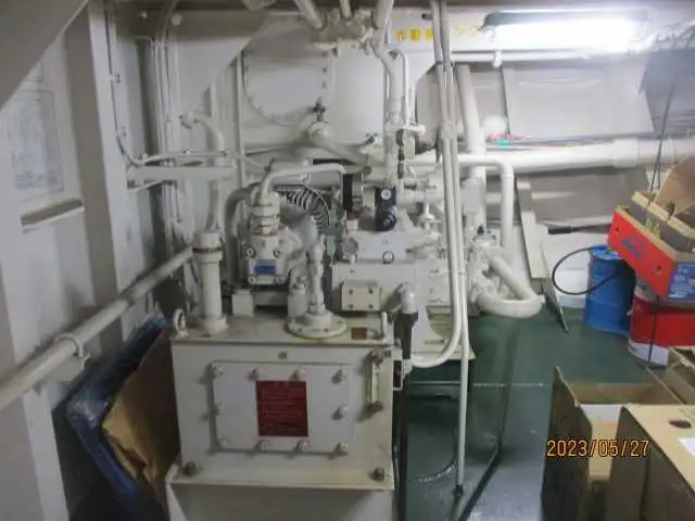 Kapal pangangkut barang curah keur dijual